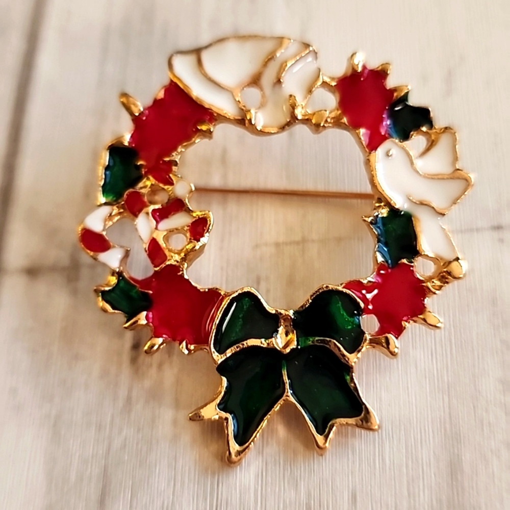 VINTAGE Style nostalgic Christmas  BROOCH Loaded with Gems